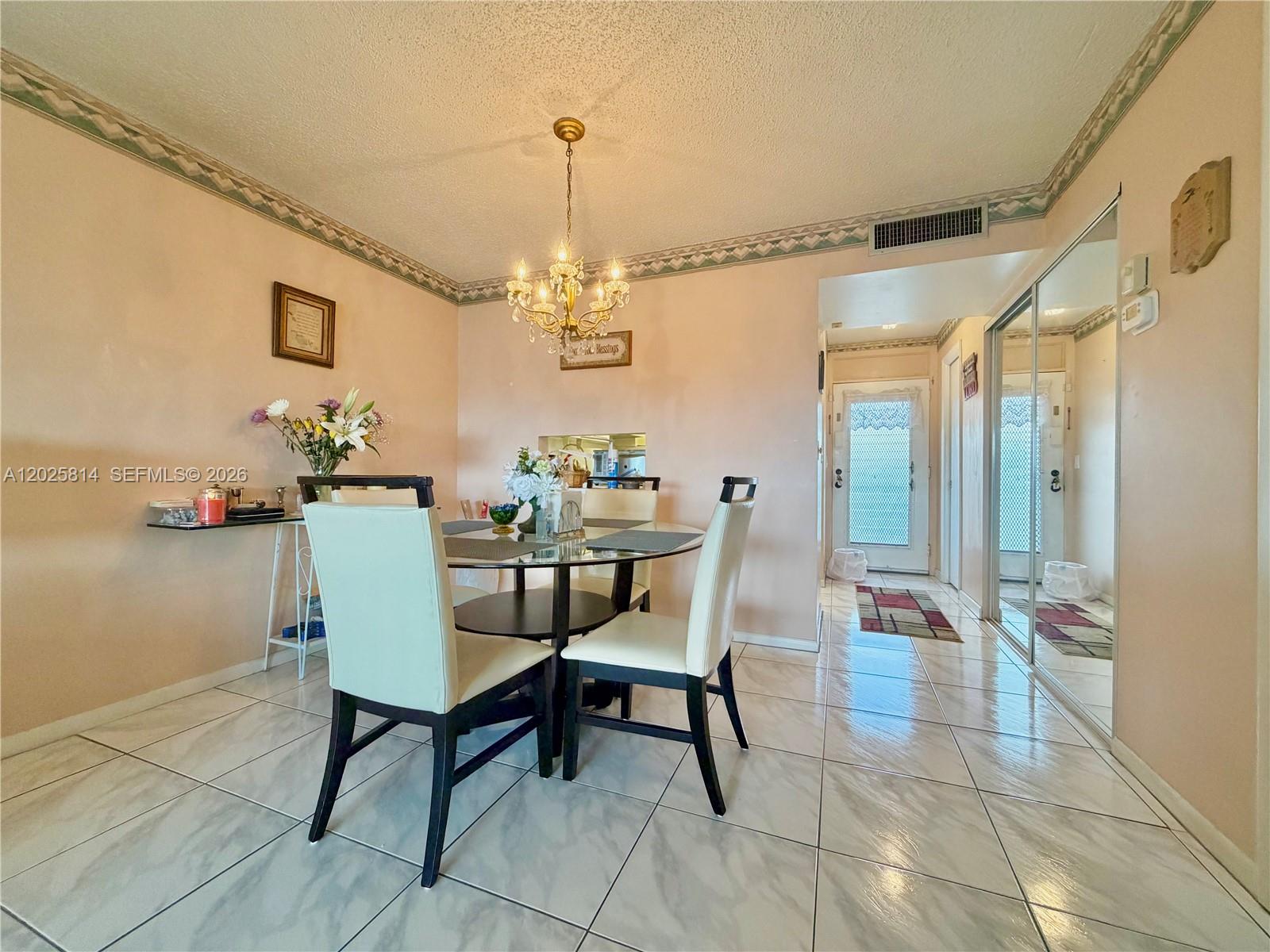 LAUDERDALE OAKS CONDO XV - Residential