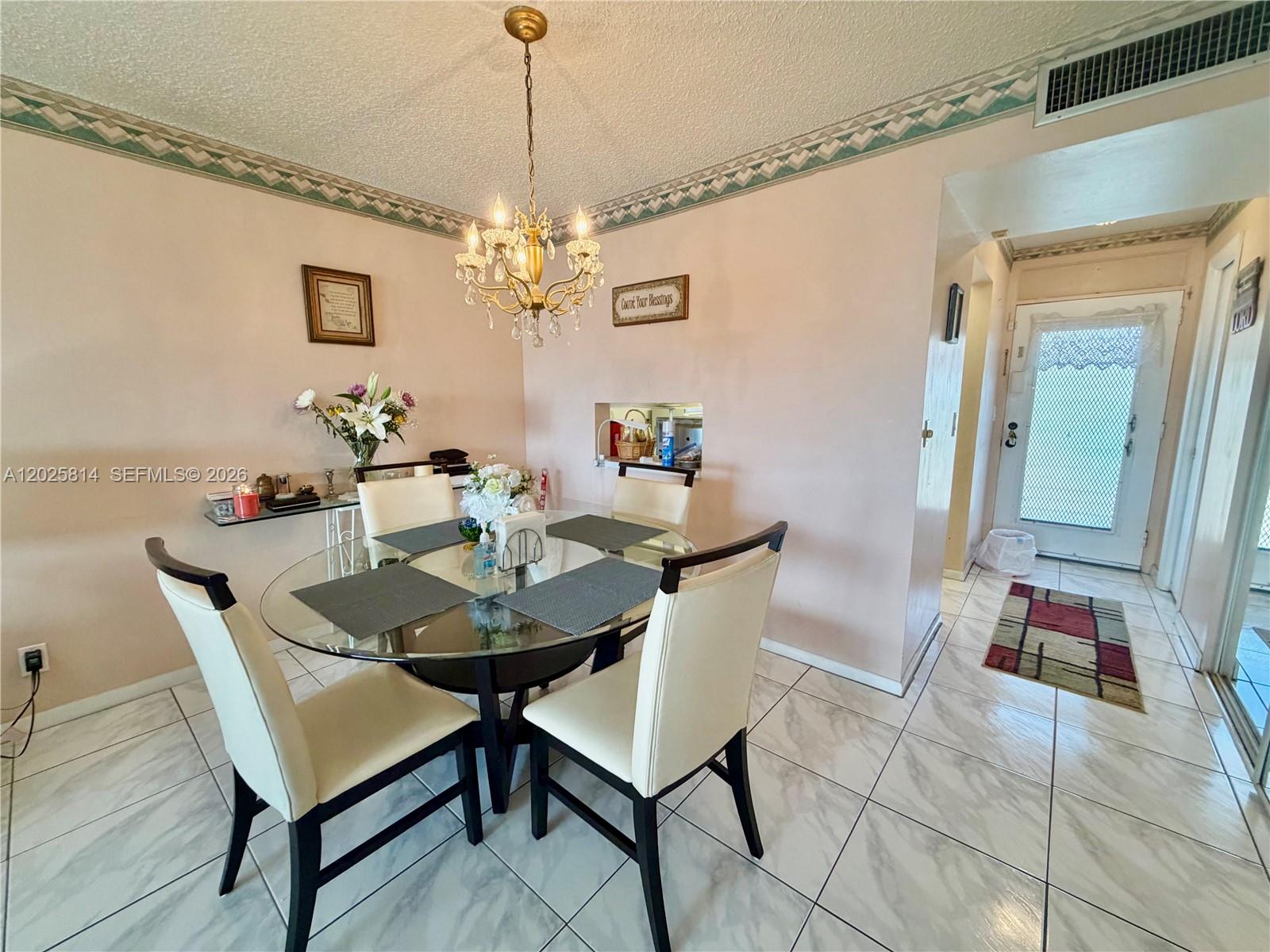 LAUDERDALE OAKS CONDO XV - Residential