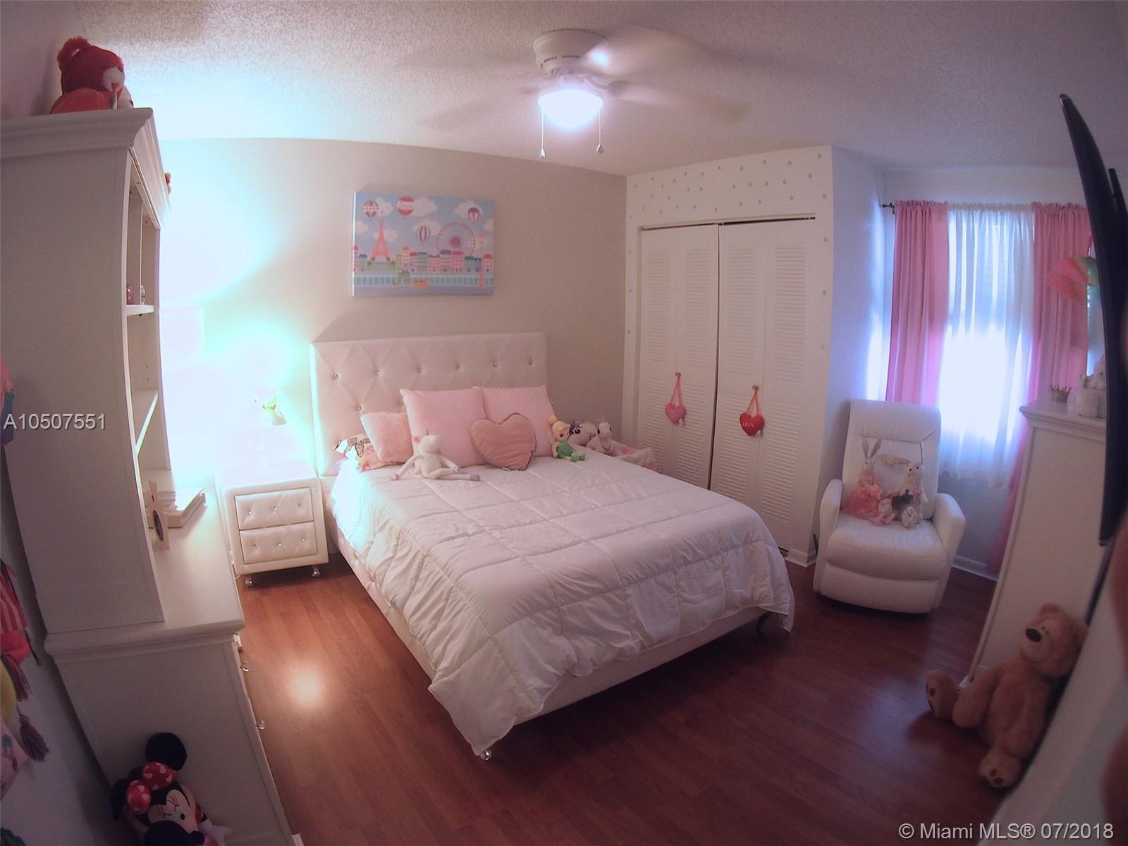 CORAL BAY - Residential