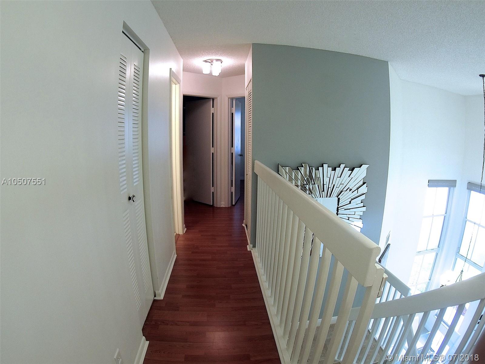 CORAL BAY - Residential