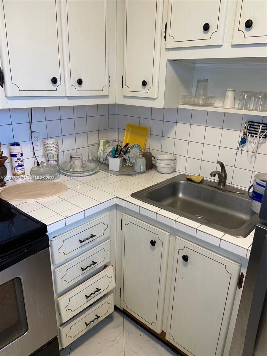 BISC LAKE GARDENS CONDO N - Residential