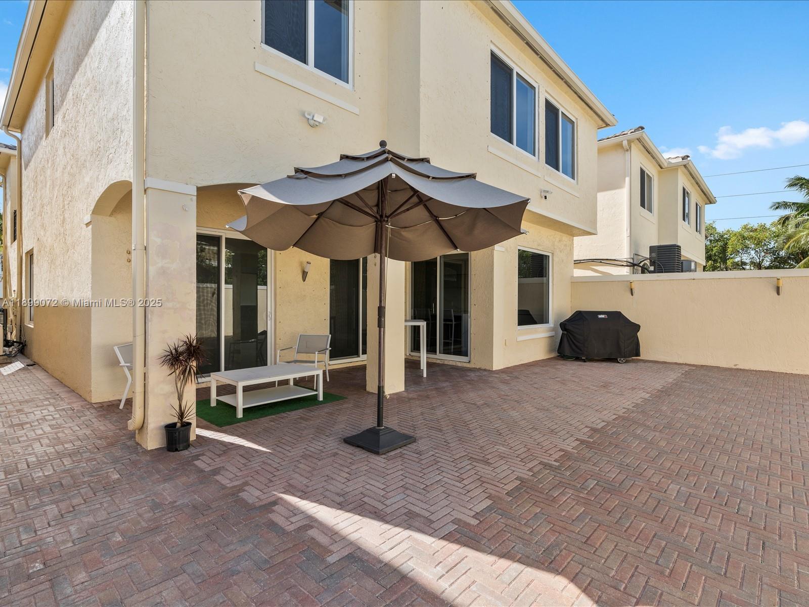 AVENTURA LAKES - PHASE II - Residential Lease