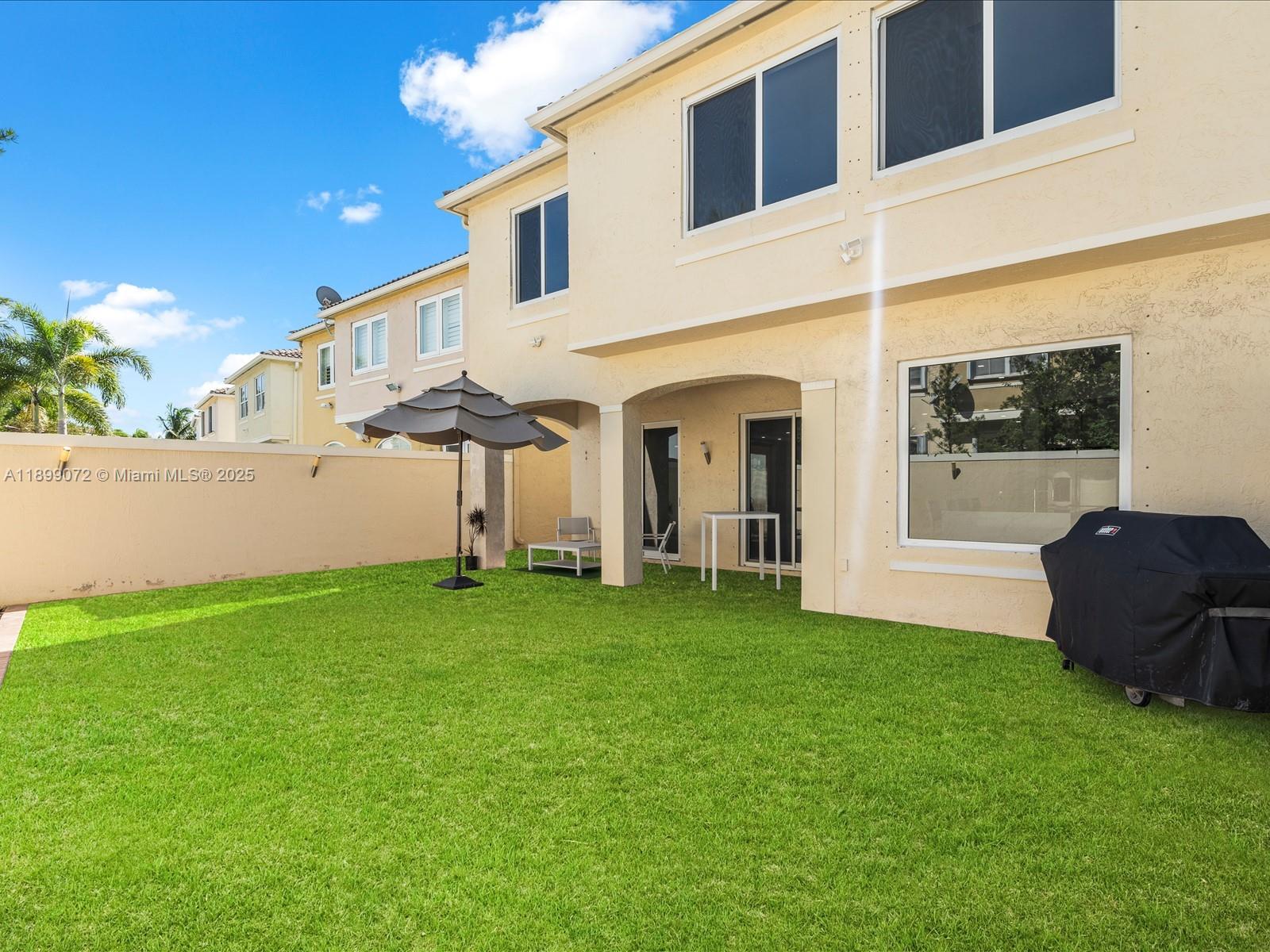 AVENTURA LAKES - PHASE II - Residential Lease