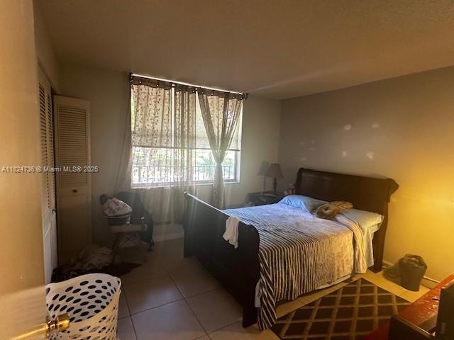 PALM LAKES CONDO - Residential