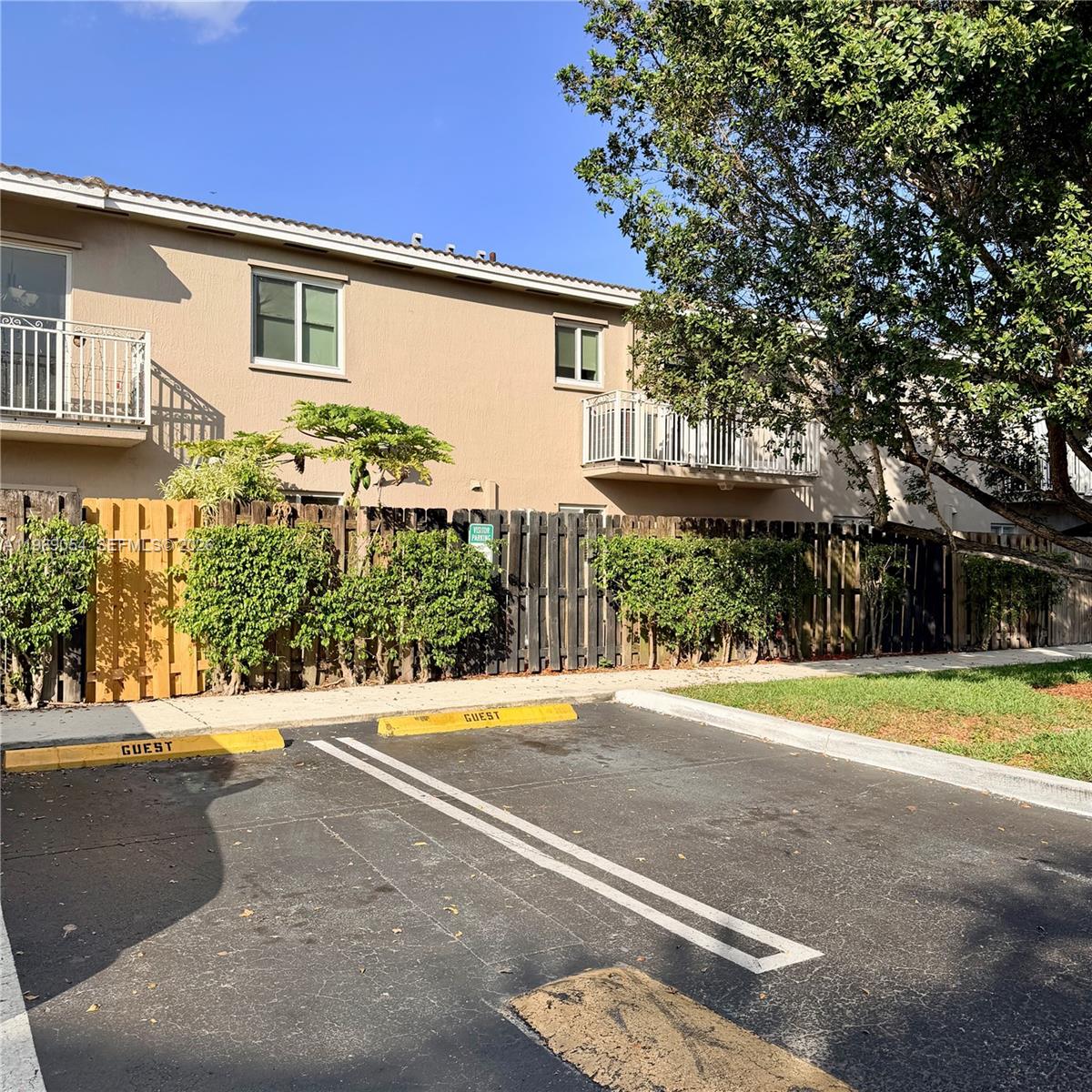 GARDEN VIEW VILLAS HOMES - Residential