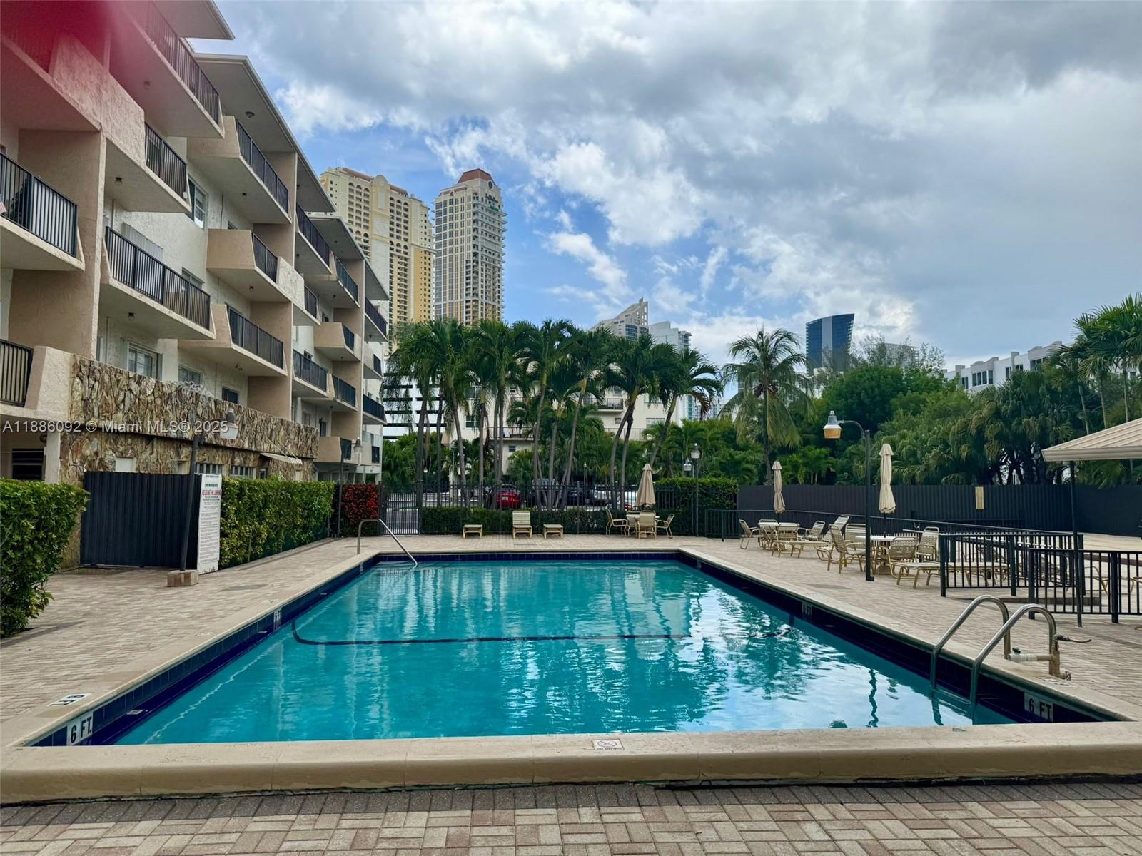 THE ISLES CONDO - Residential