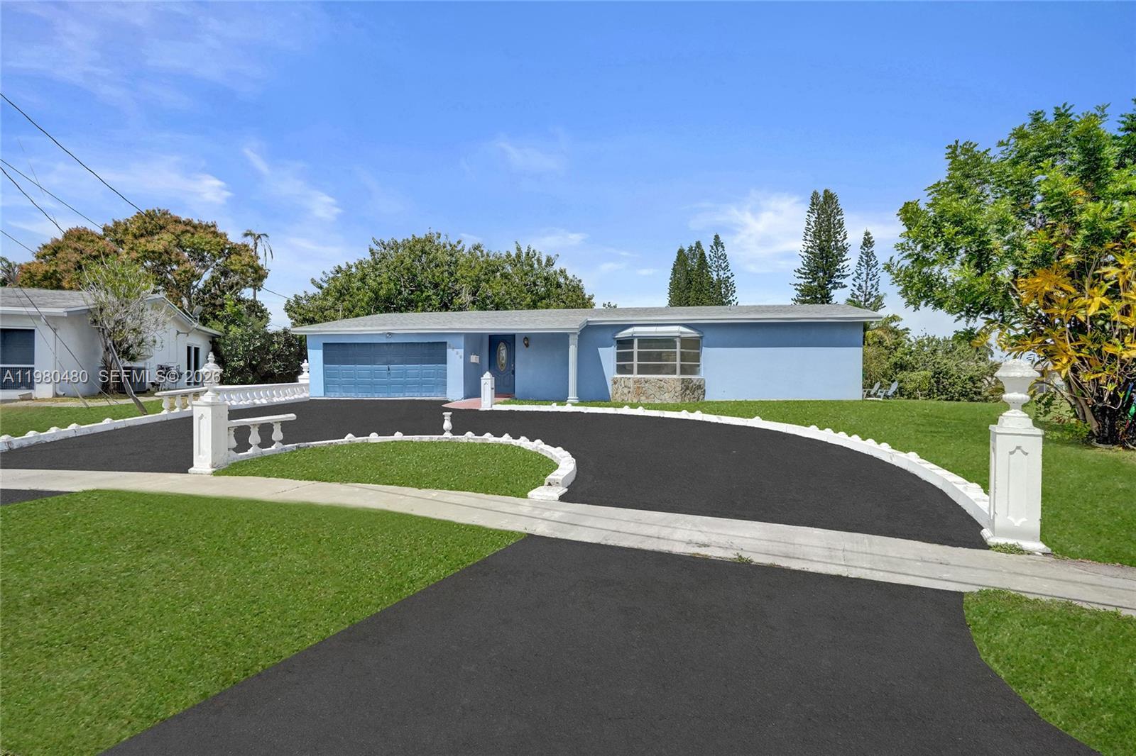 SUNRISE GOLF VILLAGE SEC - Residential