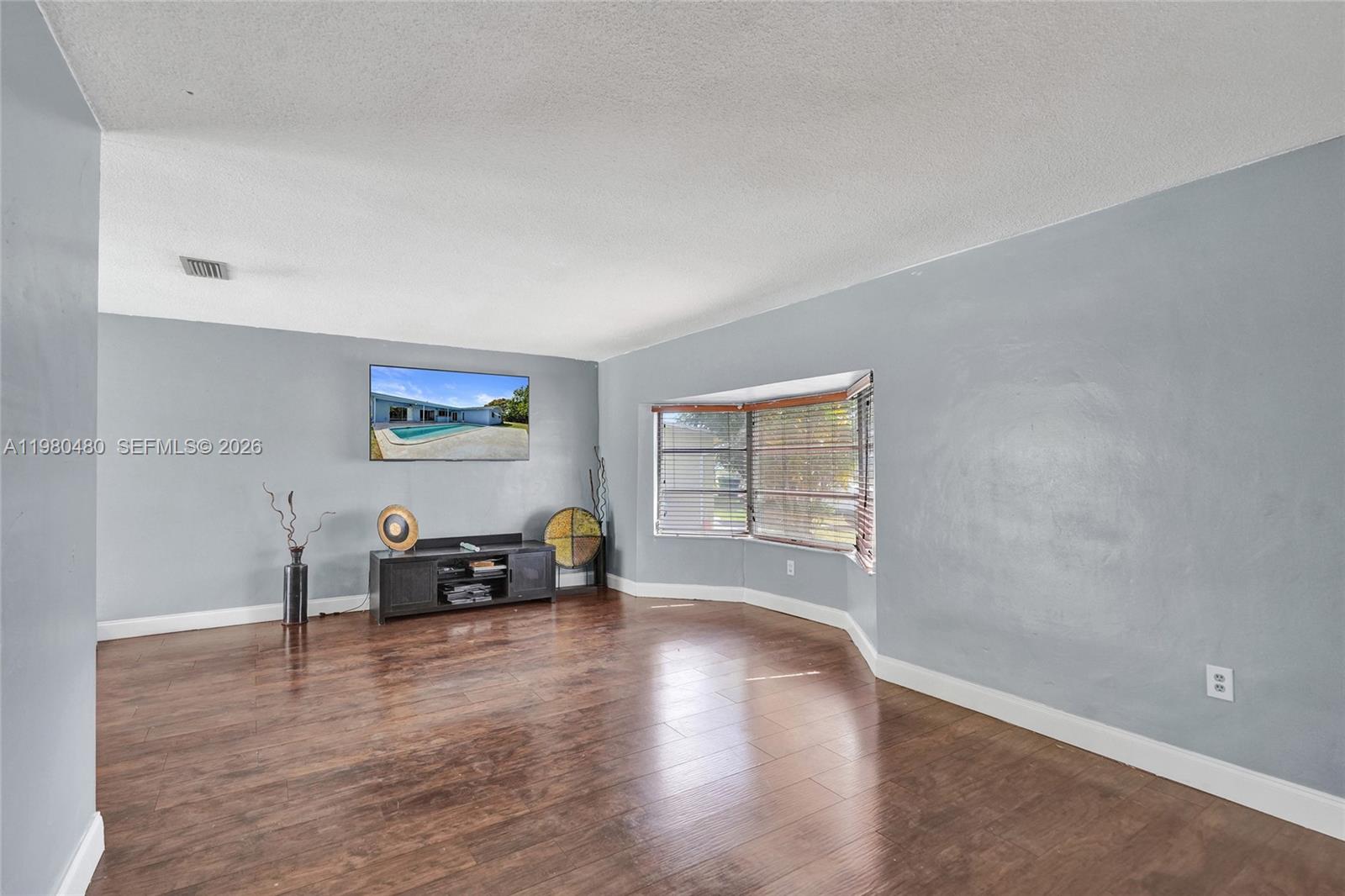 SUNRISE GOLF VILLAGE SEC - Residential