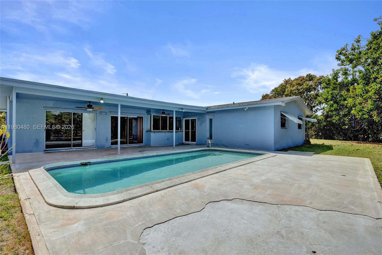 SUNRISE GOLF VILLAGE SEC - Residential