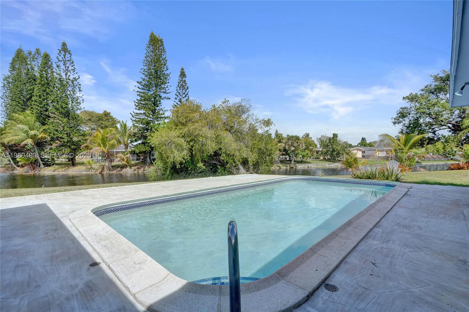 SUNRISE GOLF VILLAGE SEC - Residential