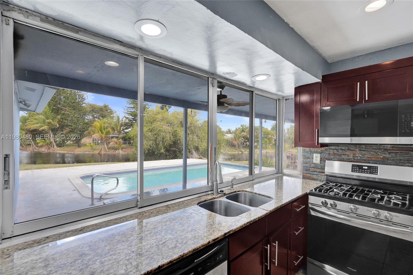 SUNRISE GOLF VILLAGE SEC - Residential