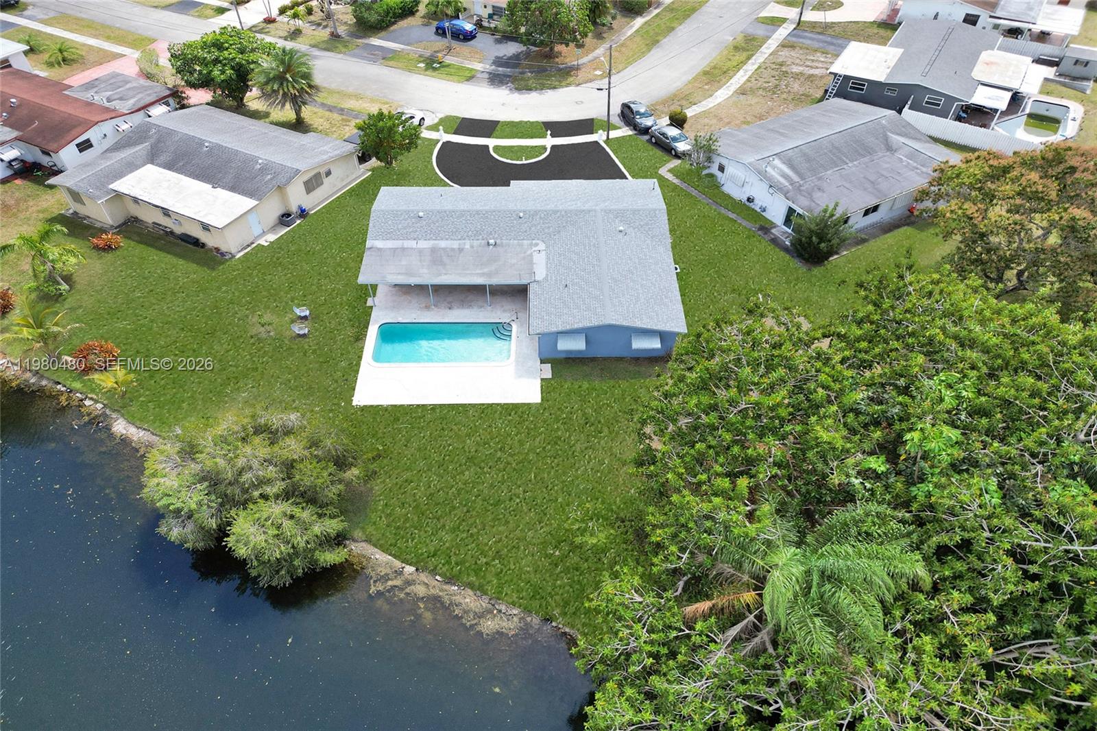 SUNRISE GOLF VILLAGE SEC - Residential