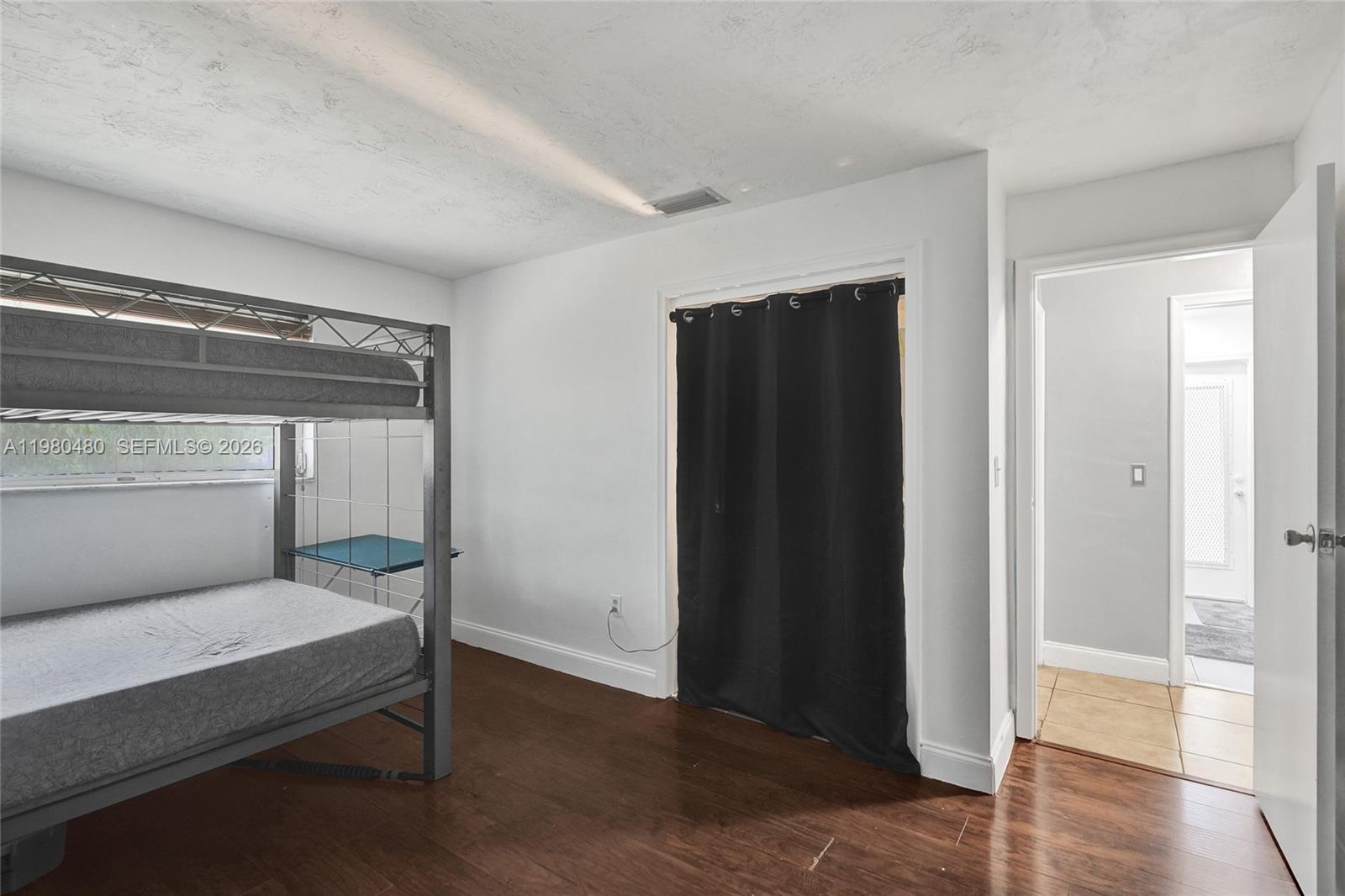 SUNRISE GOLF VILLAGE SEC - Residential