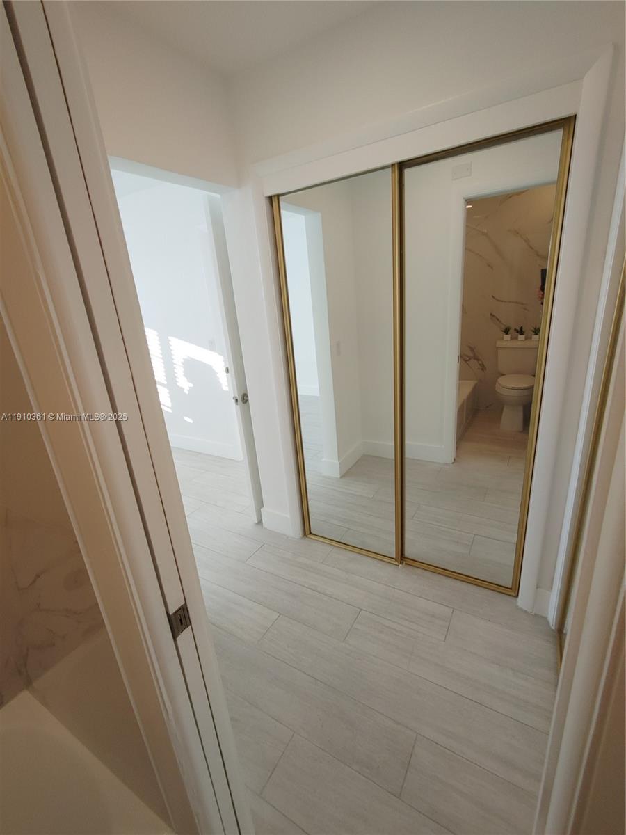 FIRST GULFSTREAM GARDEN - Residential Lease