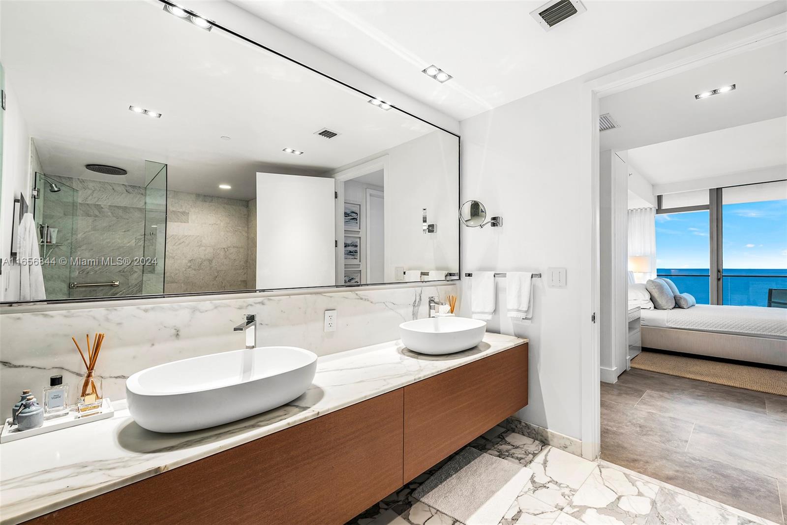 OCEANA BAL HARBOUR CONDO - Residential