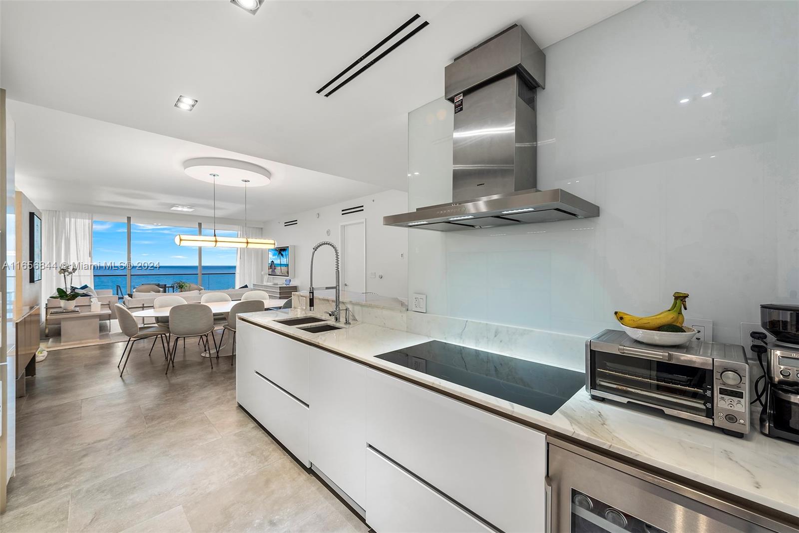 OCEANA BAL HARBOUR CONDO - Residential