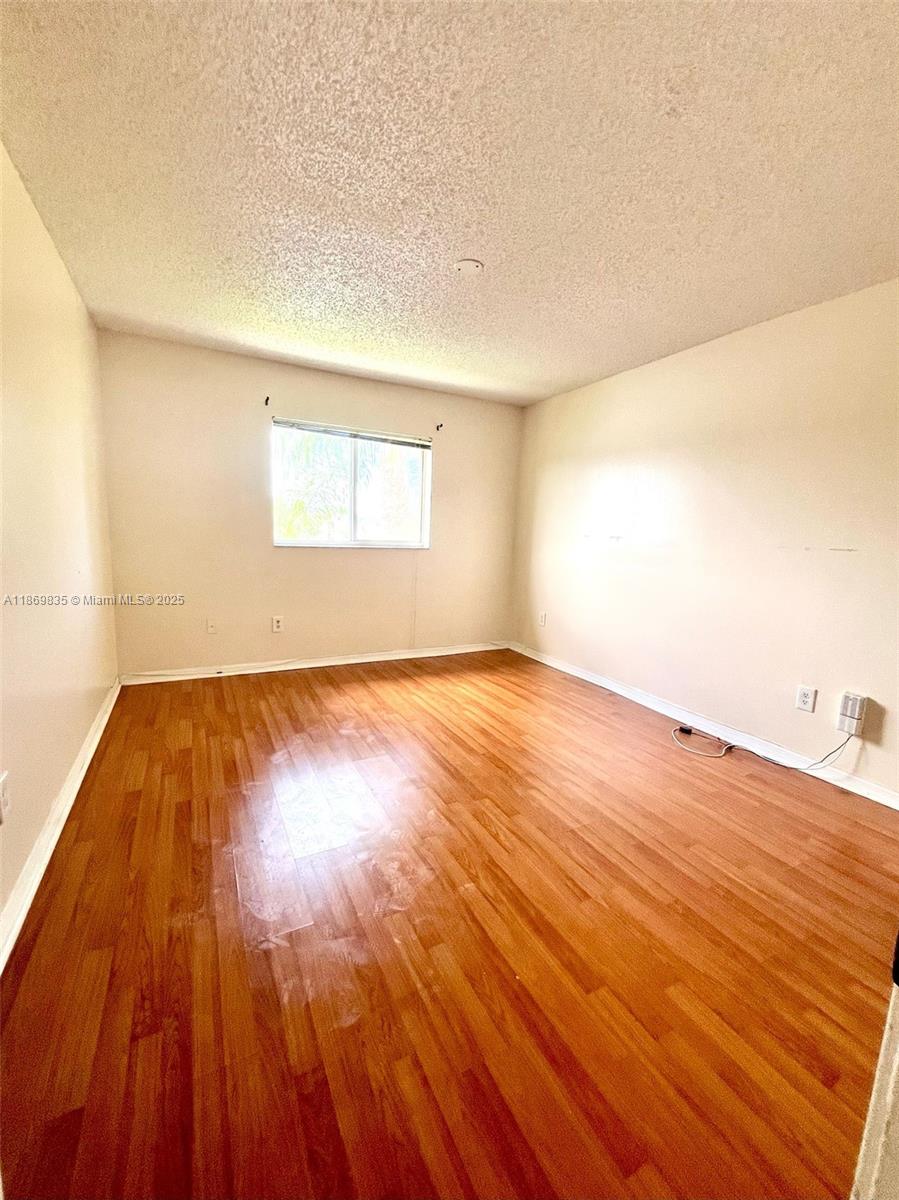 LAKEWOOD AT EMERALD HILLS - Residential Lease