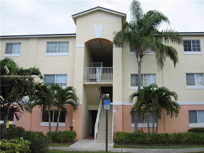 NICE AND LARGE ONE BEDROOM CONDO IN POPULAR LAKEWOOD COMMUNITY. QUIET UNIT WITH GREAT WATER VIEW. BUILDING IS NEXT TO THE POOL AND CLUB HOUSE. GREAT AREA, CLOSE TO MAJOR ROADS,HARD ROCK HOTEL, HOUSES OF WORSHIP. CENTRALLY LOCATED BETWEEN LAS OLAS, SOUTH BEACH, AND DOWNTOWN MIAMI. CENTRAL A/C AND WASHER & DRYER IN THE UNIT.