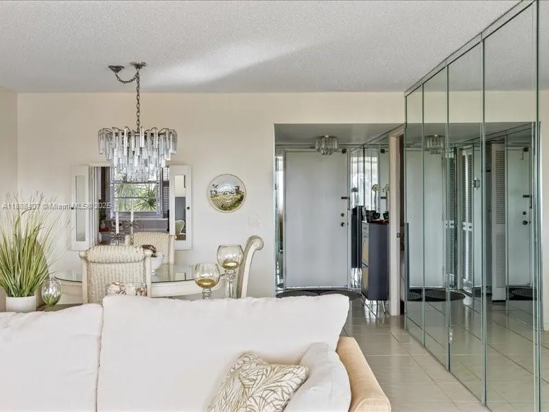 Boca Raton, Florida 33487, United States, 2 Bedrooms Bedrooms, ,2 BathroomsBathrooms,Residential,Active,219798