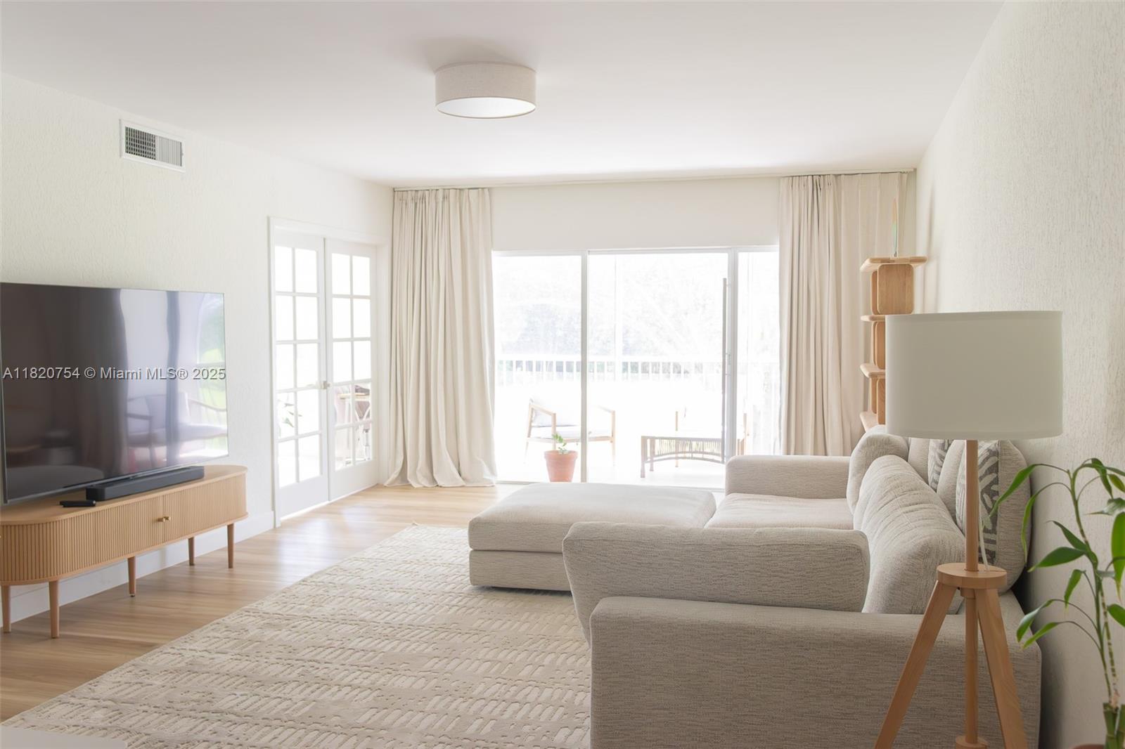 NO 12 PALM-AIRE COUNTRY C - Residential