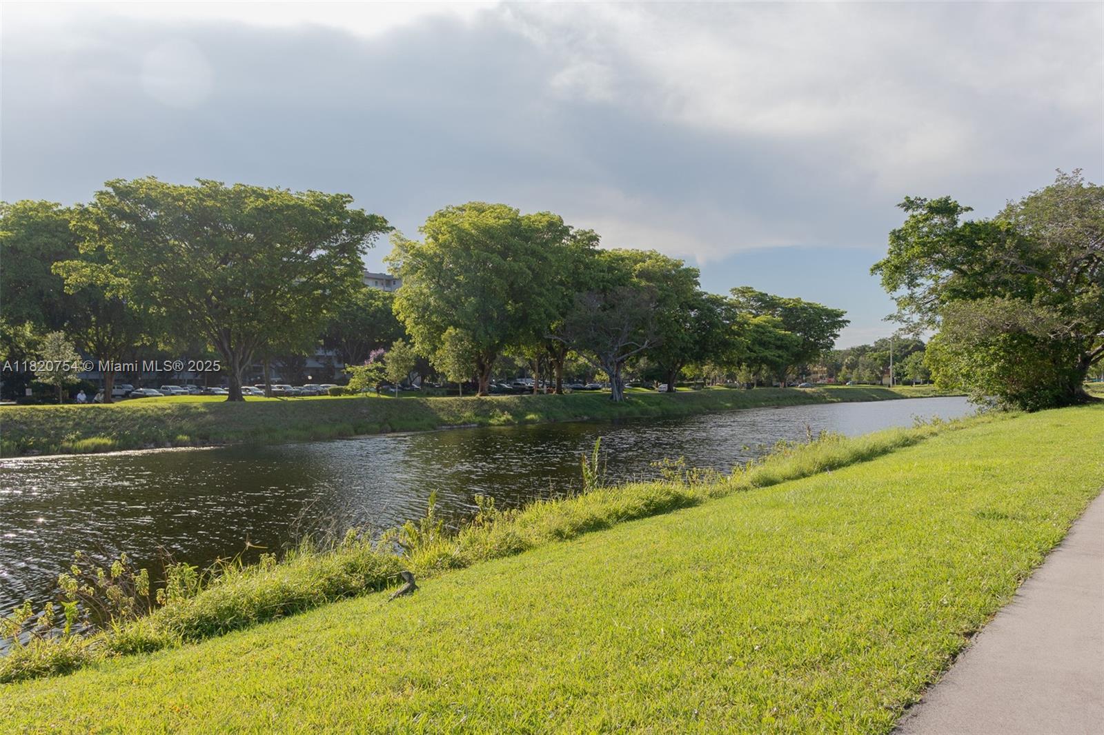 NO 12 PALM-AIRE COUNTRY C - Residential