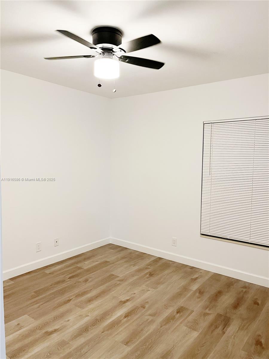 BAYWOOD VILLAGE III - Residential Lease