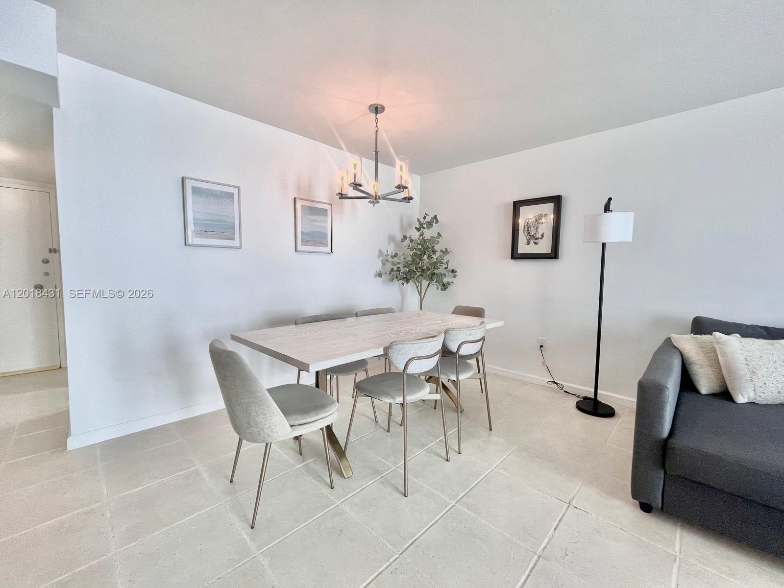 5838 Collins Ave 2D