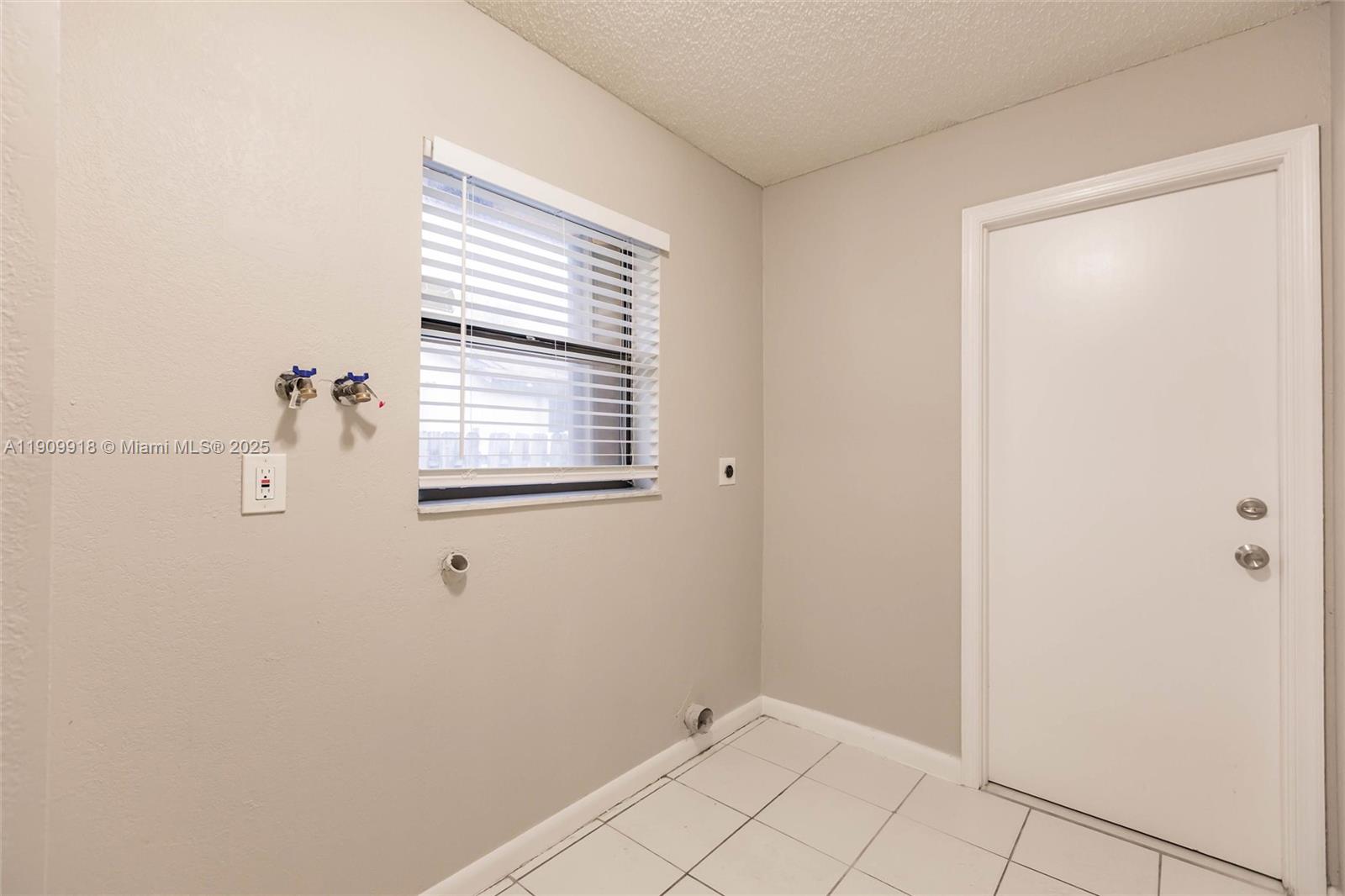 JACARANDA LAKES SECTION F - Residential