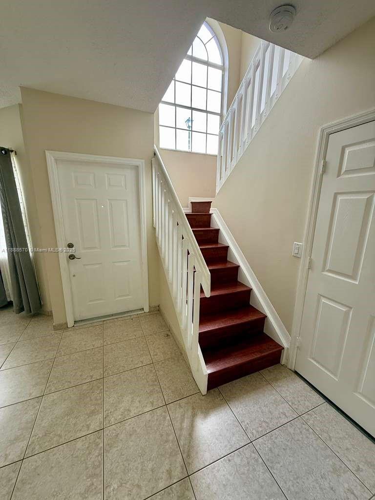 EMERALD COURTS - OPAL CRE - Residential Lease