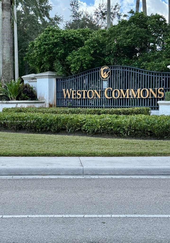 EMERALD COURTS - OPAL CRE - Residential Lease
