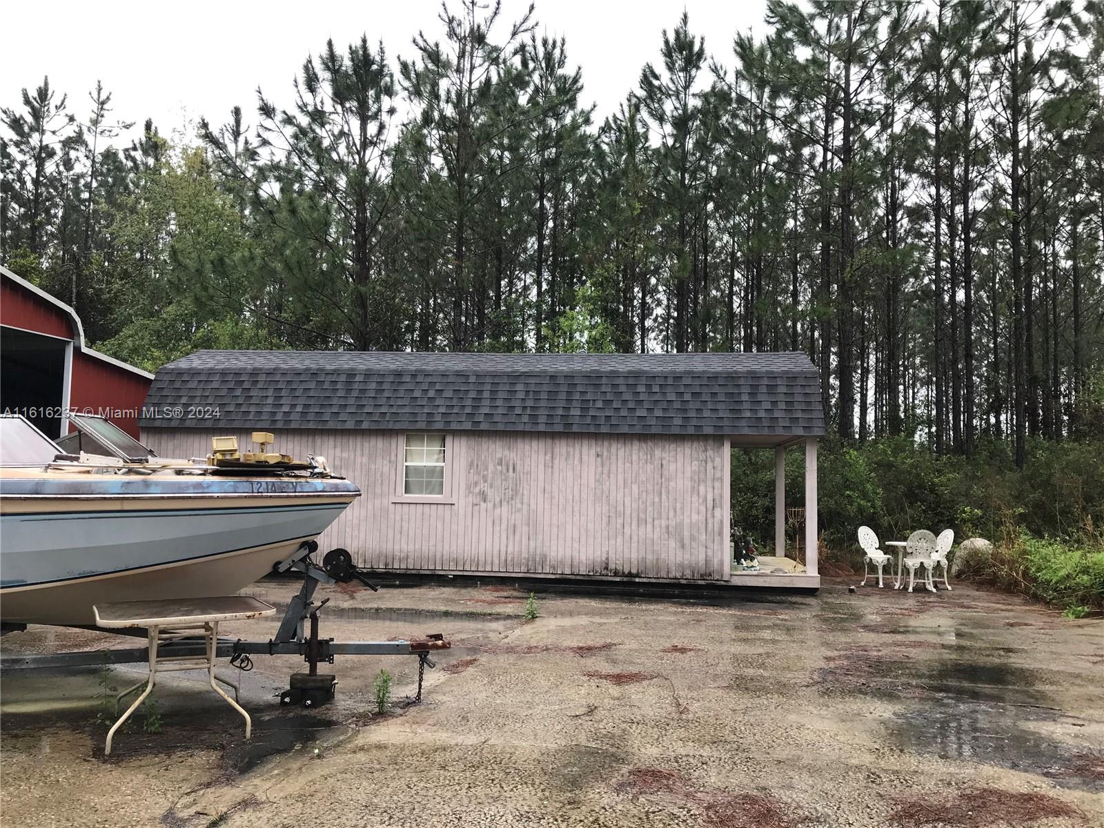 CAMDEN RESERVE - Land