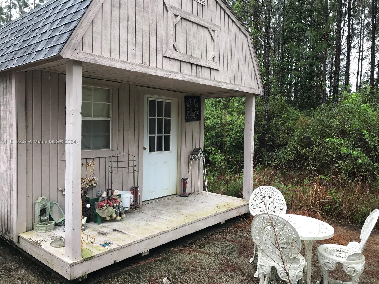 CAMDEN RESERVE - Land