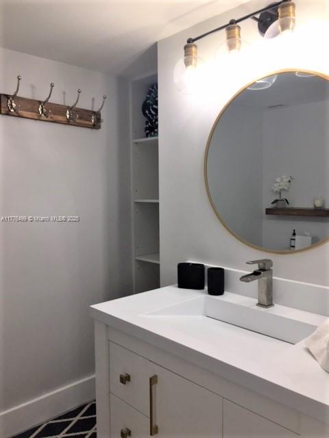 ARLEN BEACH CONDO - Residential Lease