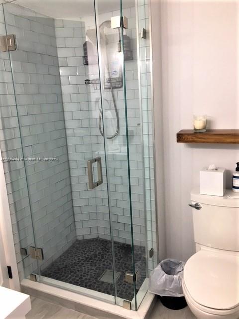 ARLEN BEACH CONDO - Residential Lease