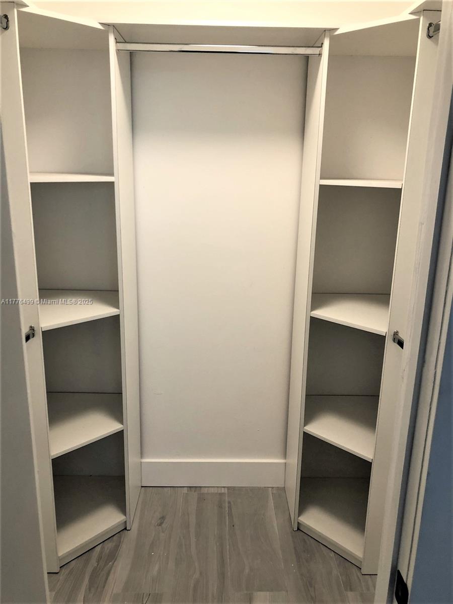 ARLEN BEACH CONDO - Residential Lease