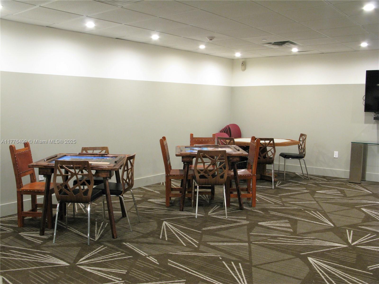 ARLEN BEACH CONDO - Residential Lease