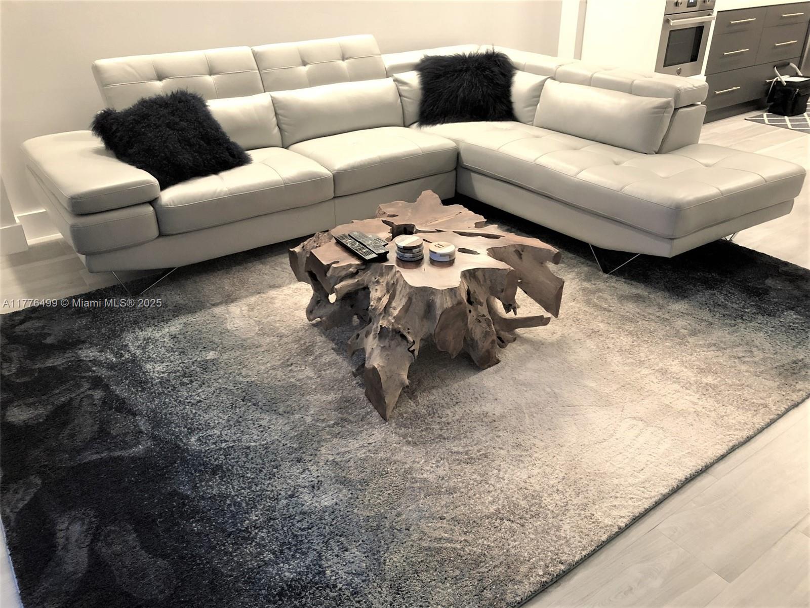 ARLEN BEACH CONDO - Residential Lease