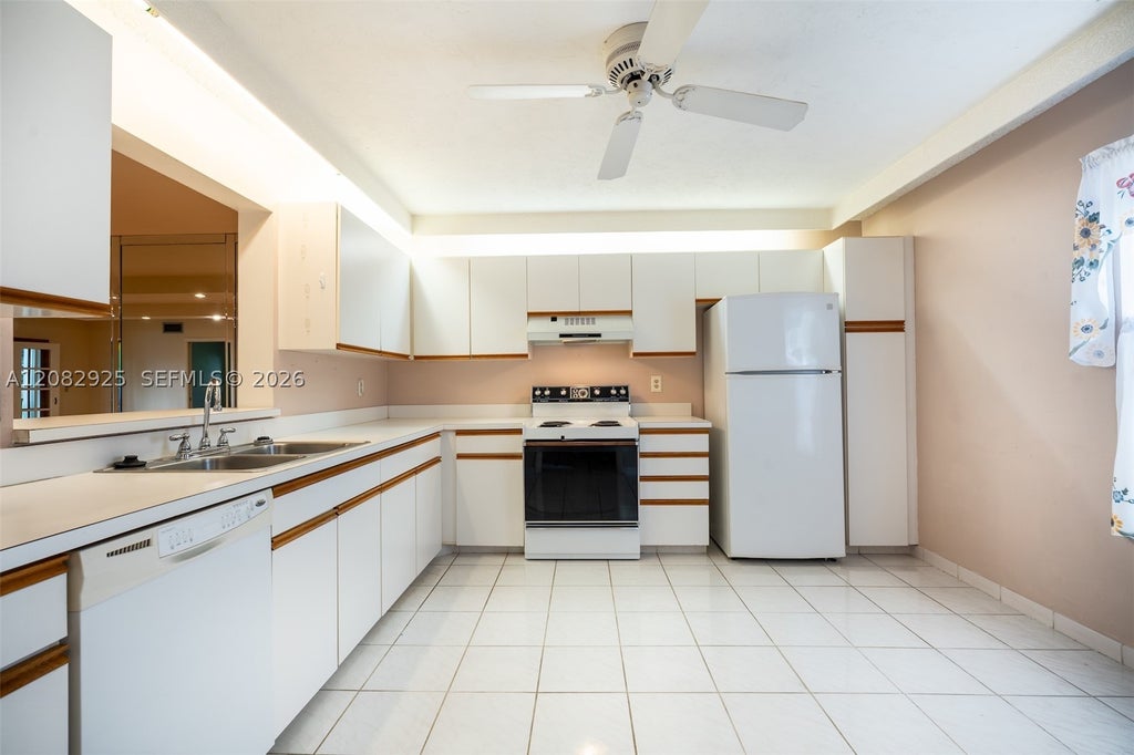 Photo of 150 S Hollybrook Ter #208, Pembroke Pines, FL 33025 (MLS # A12082925)