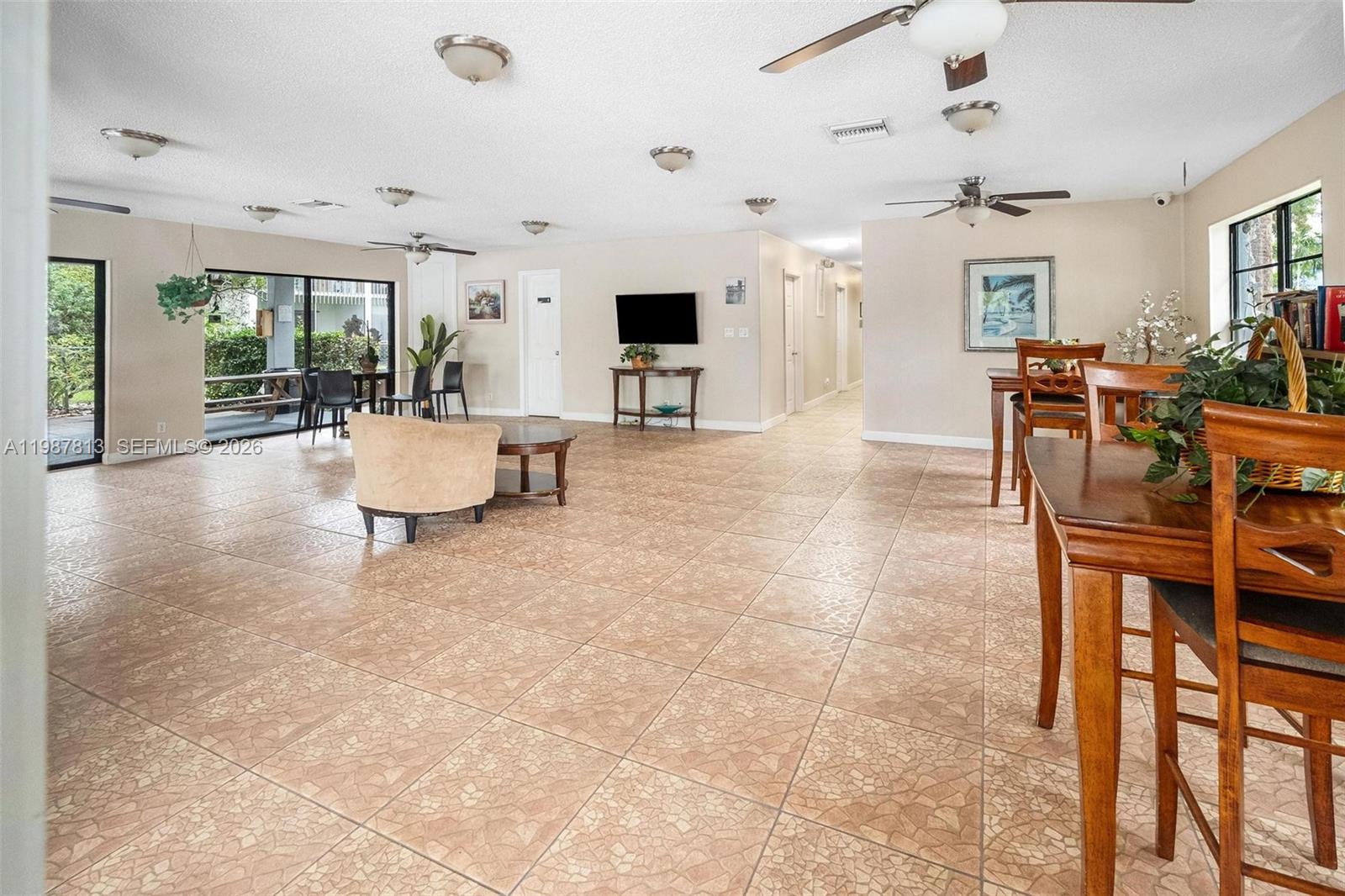 OAKLAND SHORES CONDOMINIU - Residential