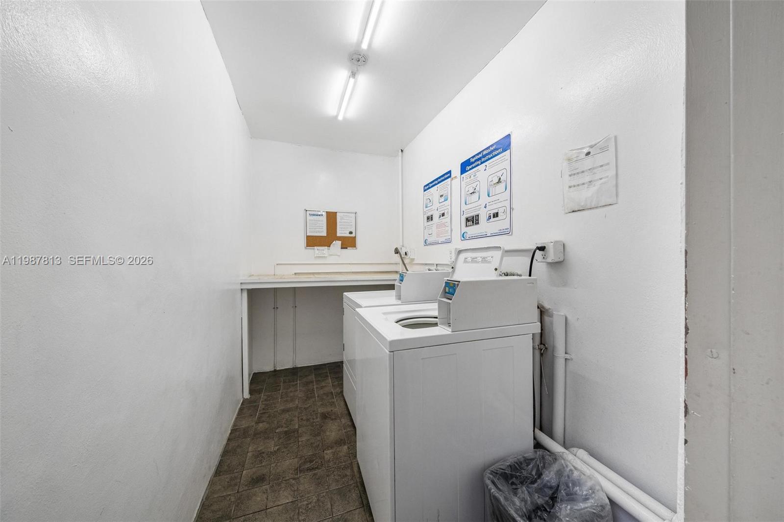 OAKLAND SHORES CONDOMINIU - Residential