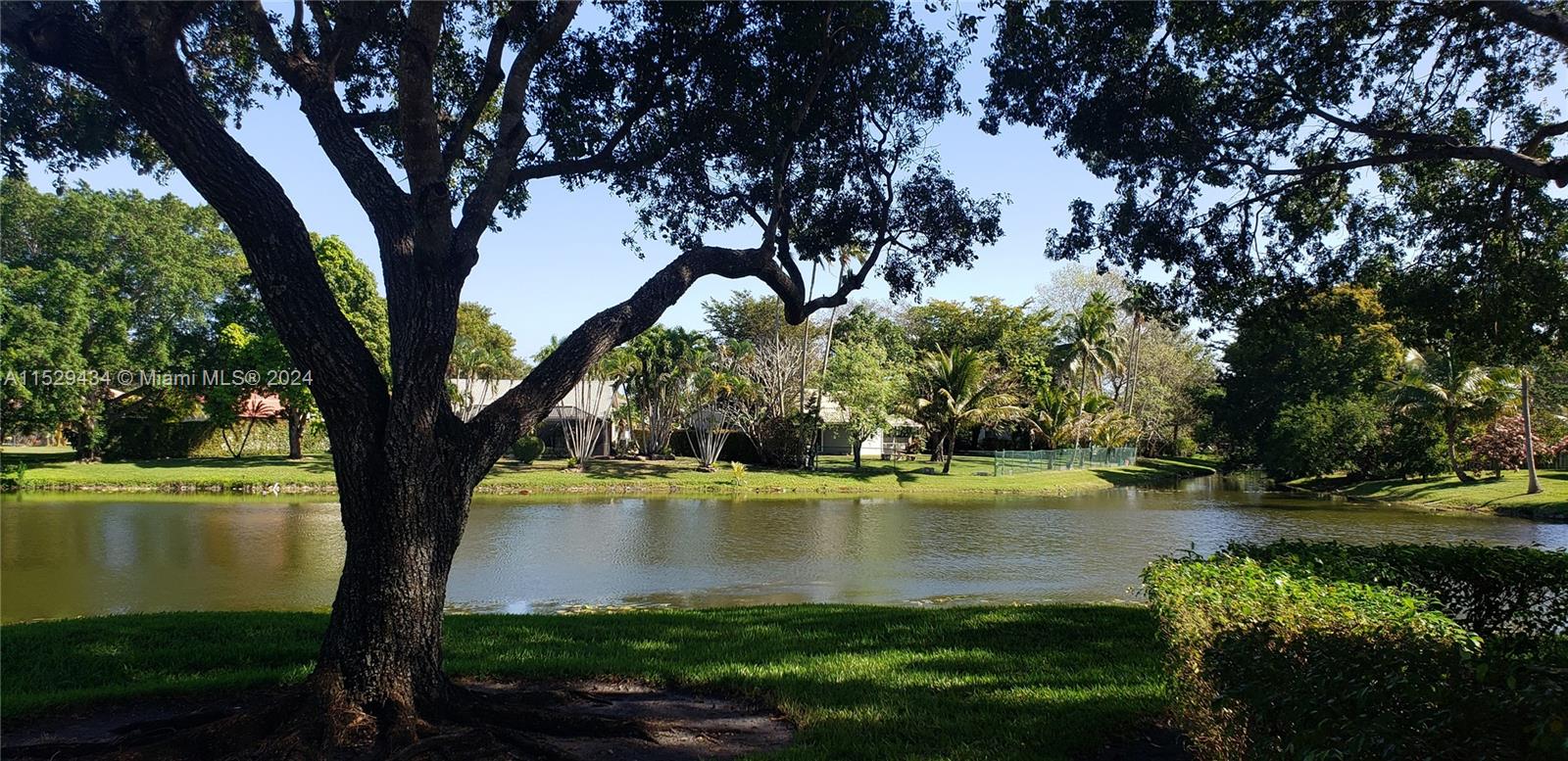 WATERS EDGE OF CORAL SPRI - Residential Lease