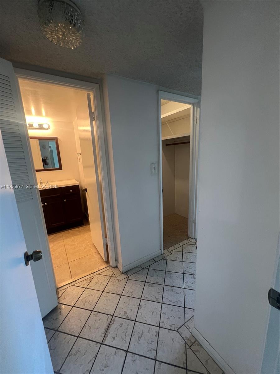 ADMIRALS PORT CONDO WEST - Residential