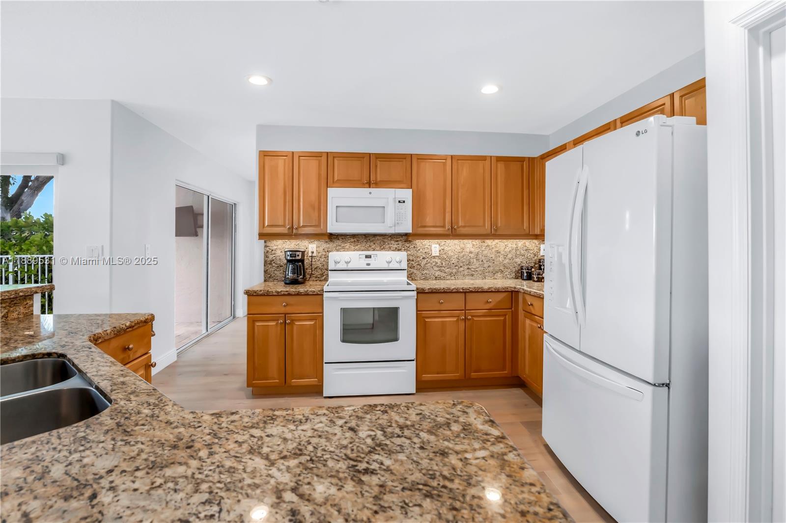 SILVER LAKES PHASE III RE - Residential