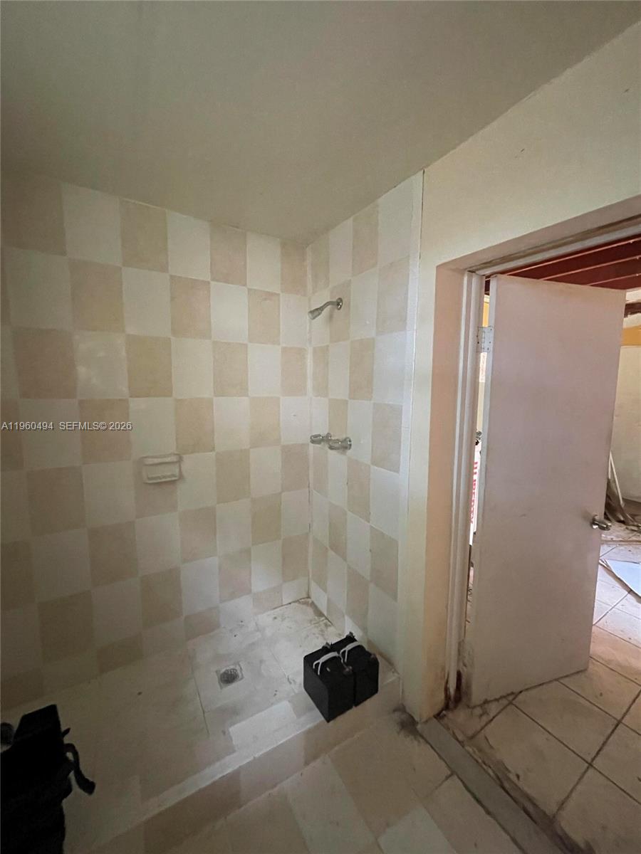 THE TROPICS ADDN - Residential