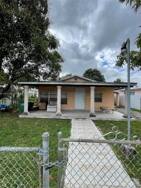 3630 NW 98th St Miami FL 33147