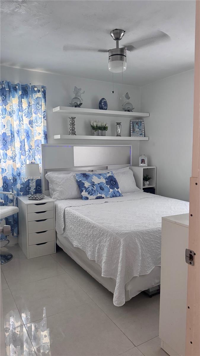 CAROL CITY 1 ST ADDN - Residential