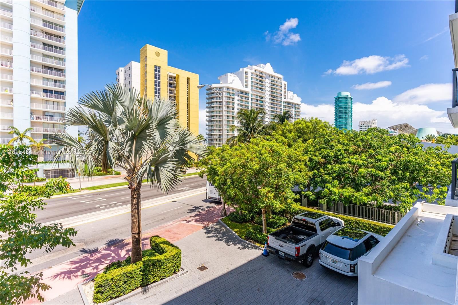 THE SURF CONDO - Residential