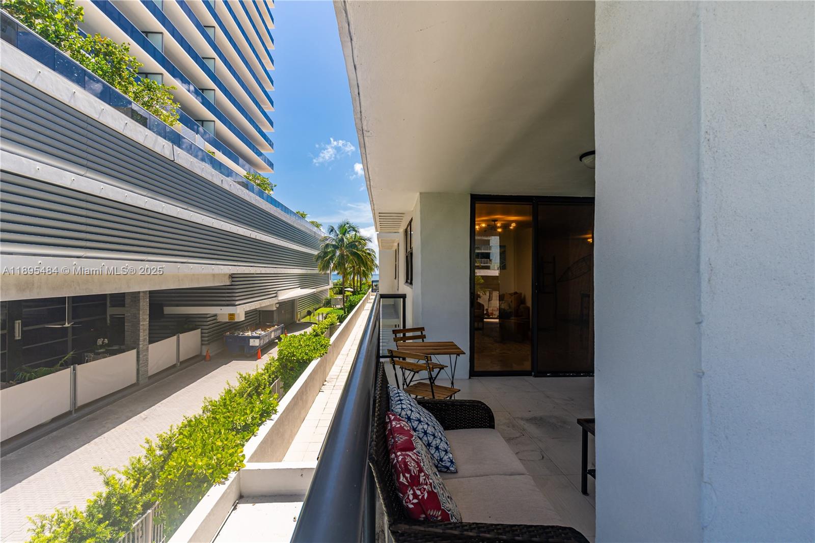 THE SURF CONDO - Residential
