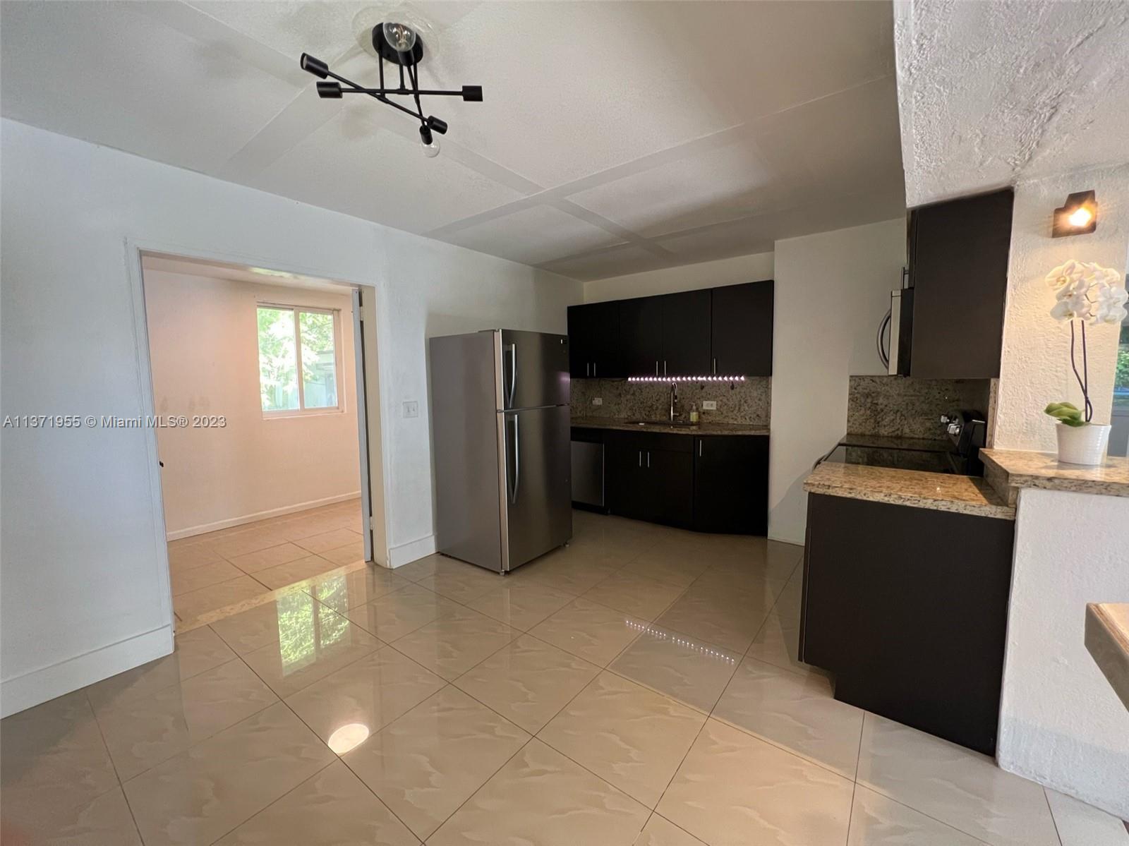 CARTERS ADDN TO C GR - Residential Lease