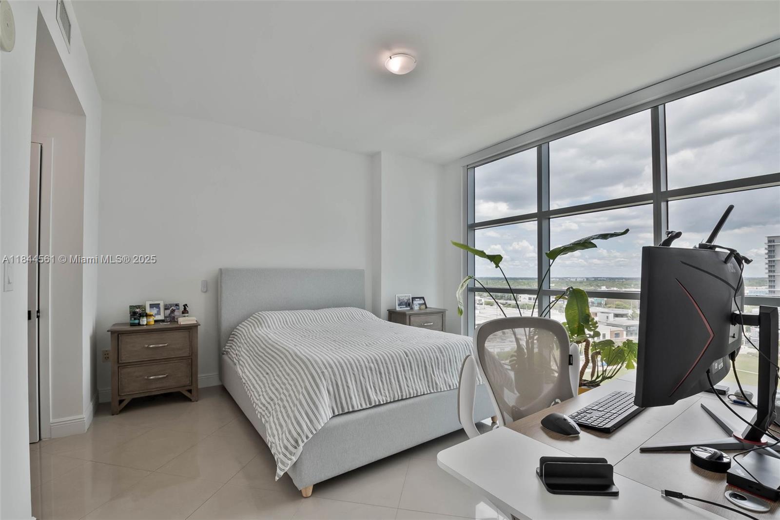 FOUR MIDTOWN MIAMI CONDO - Residential